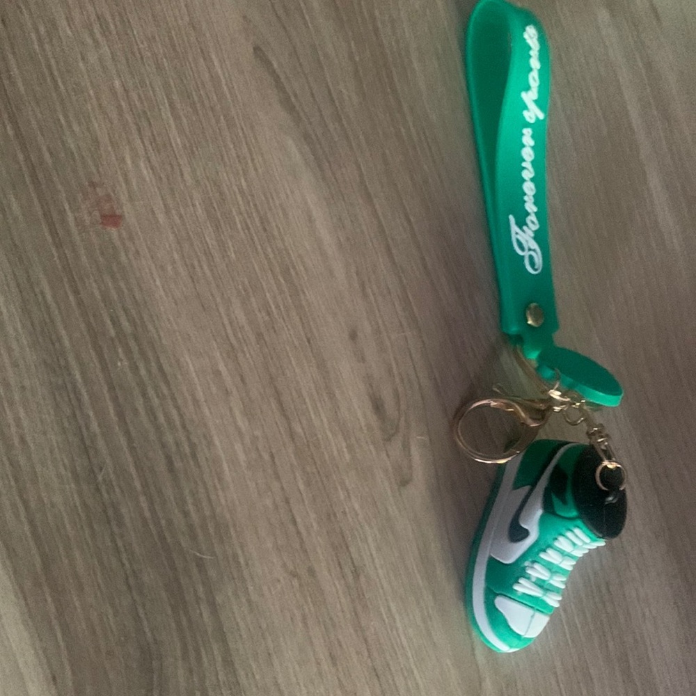 Sneaker keychain unbranded